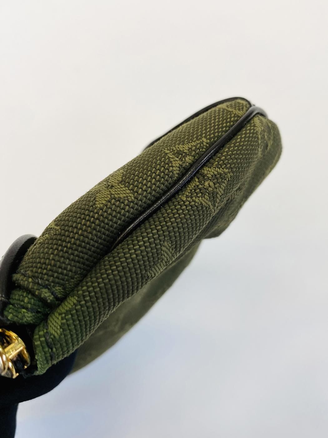 ルイヴィトン　M92698 モノグラムミニ　アンソフィ　ポーチ　カーキ LOUIS VUITTON ルイヴィトン M92698 アン・ソフィ ポーチ