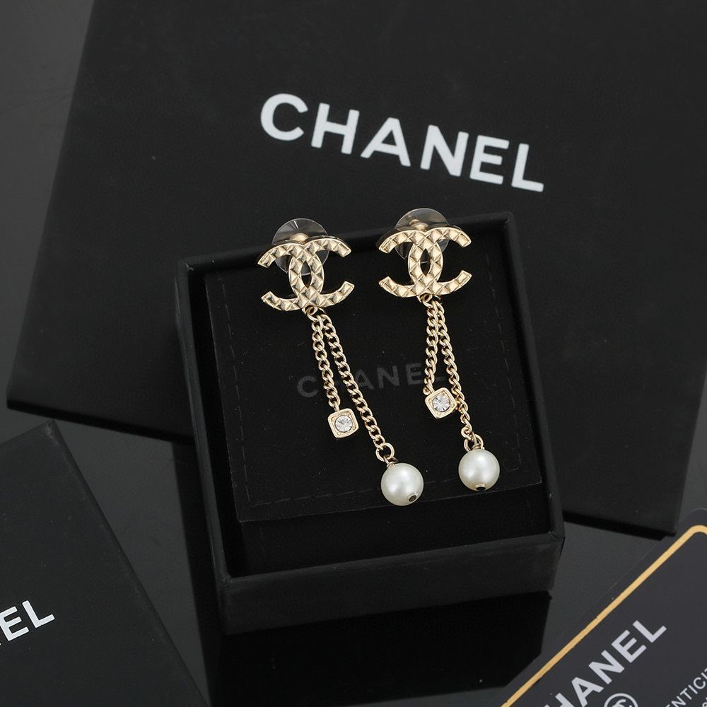 美品✨シャネル-Chanel ダブルCパールイヤリング - メルカリ