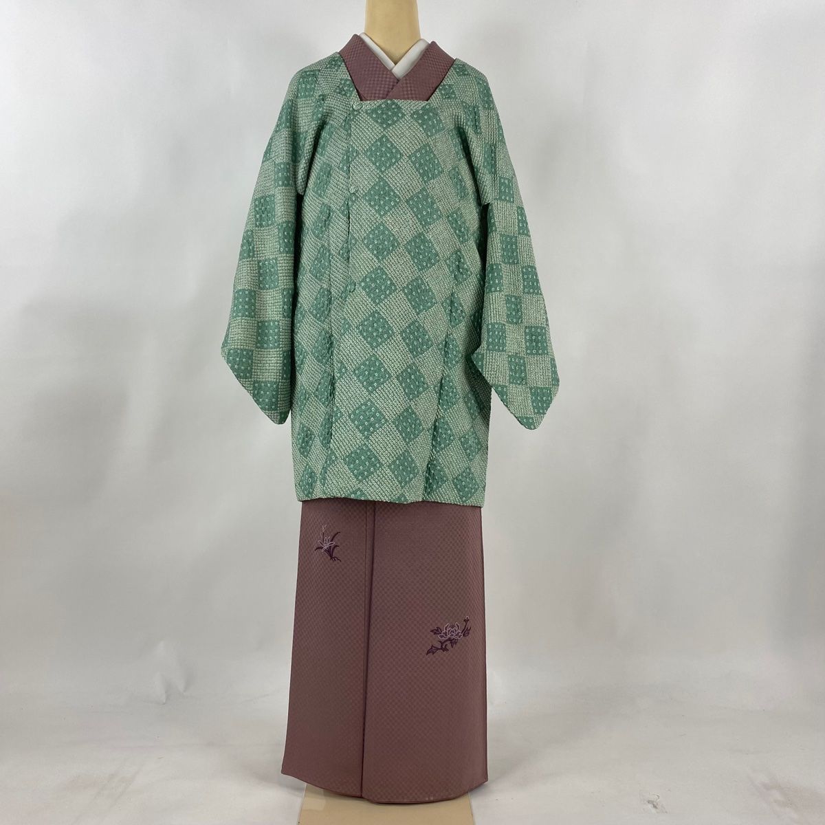 道行 身丈89cm 裄丈64cm M 和装コート 角衿 菱 幾何学模様 総絞り 灰緑  