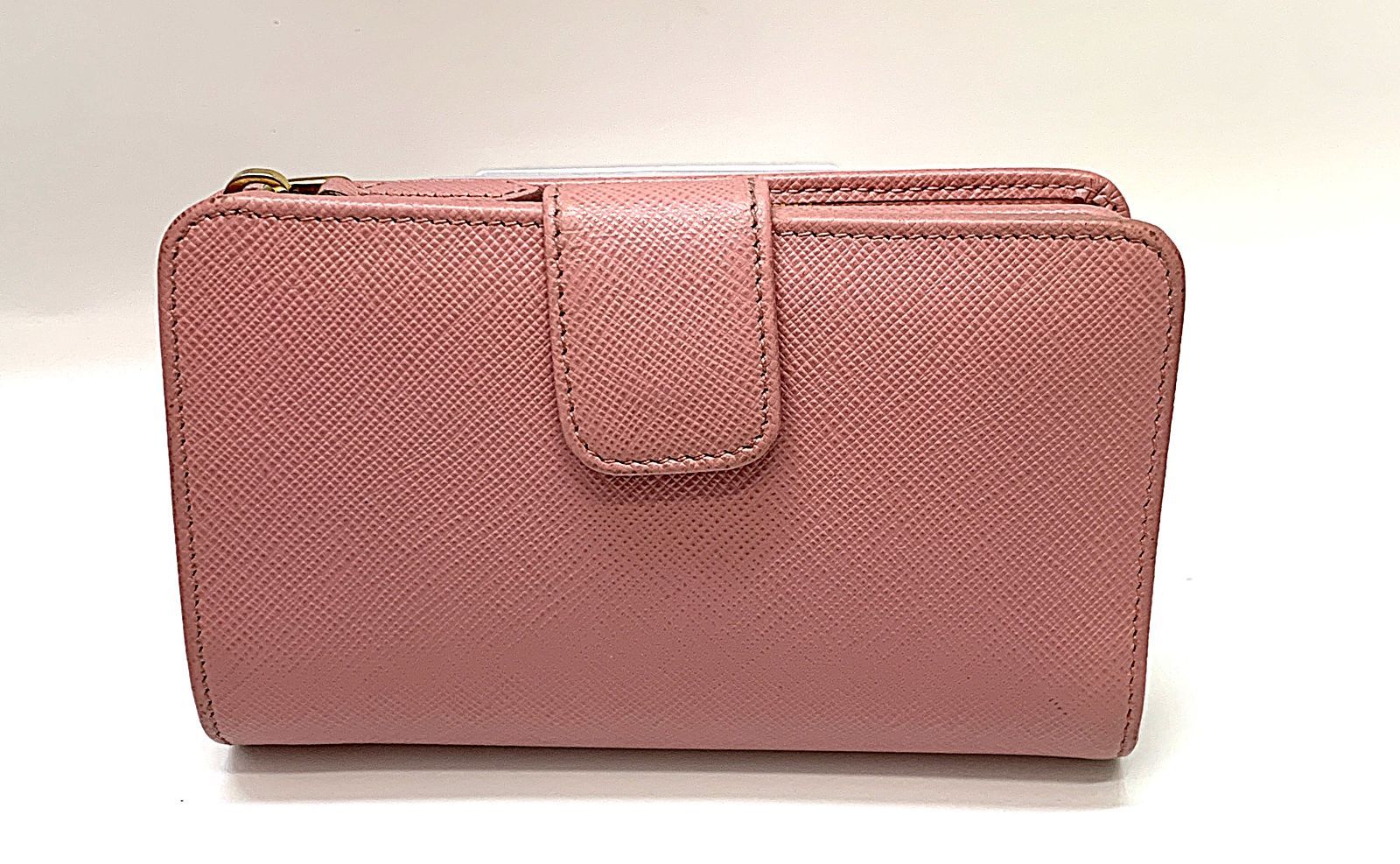 PRADA お財布　ウォレット　サフィアーノ　二つ折り財布　ペオニア 値下げ！PRADA プラダ サフィアーノ ペオニア ピンク Lジップ 二つ折り