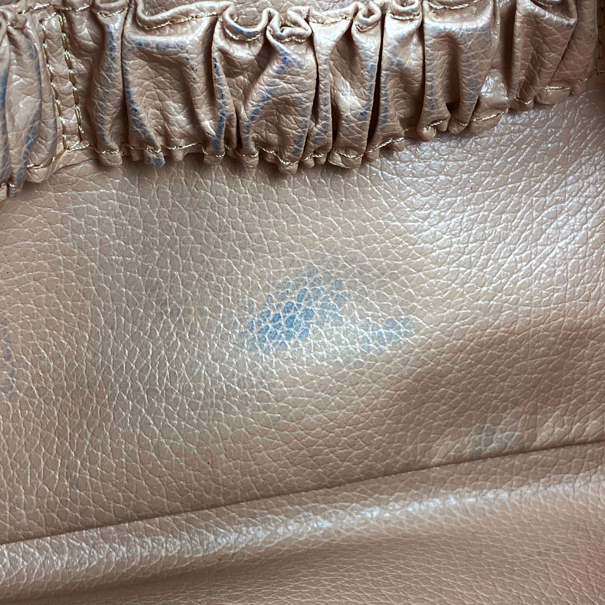 ルイ・ヴィトン Louis Vuitton トゥルース トワレット 28 メイク
