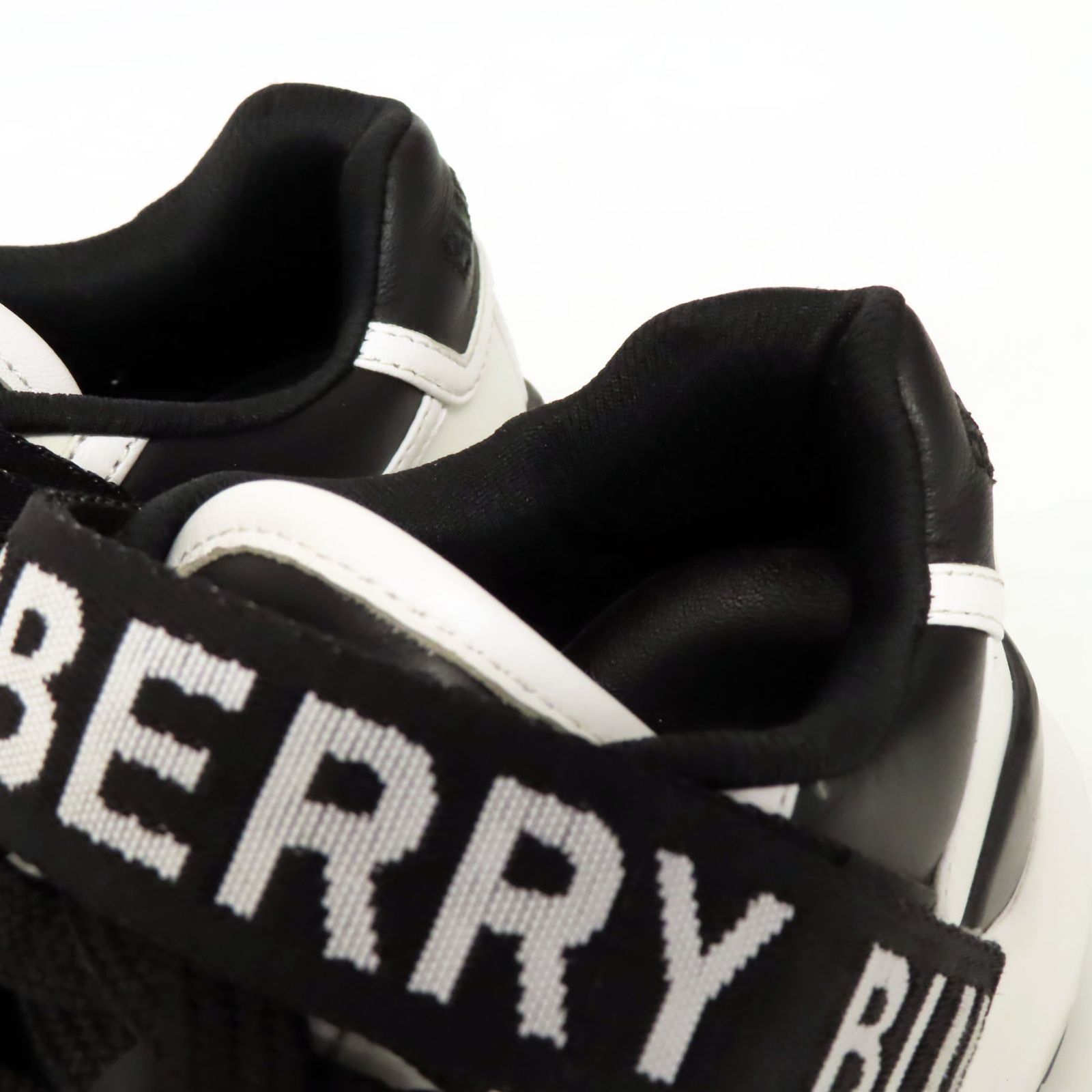 OE25034 美品 BURBERRY バーバリー RONNIE ロニー ロゴ