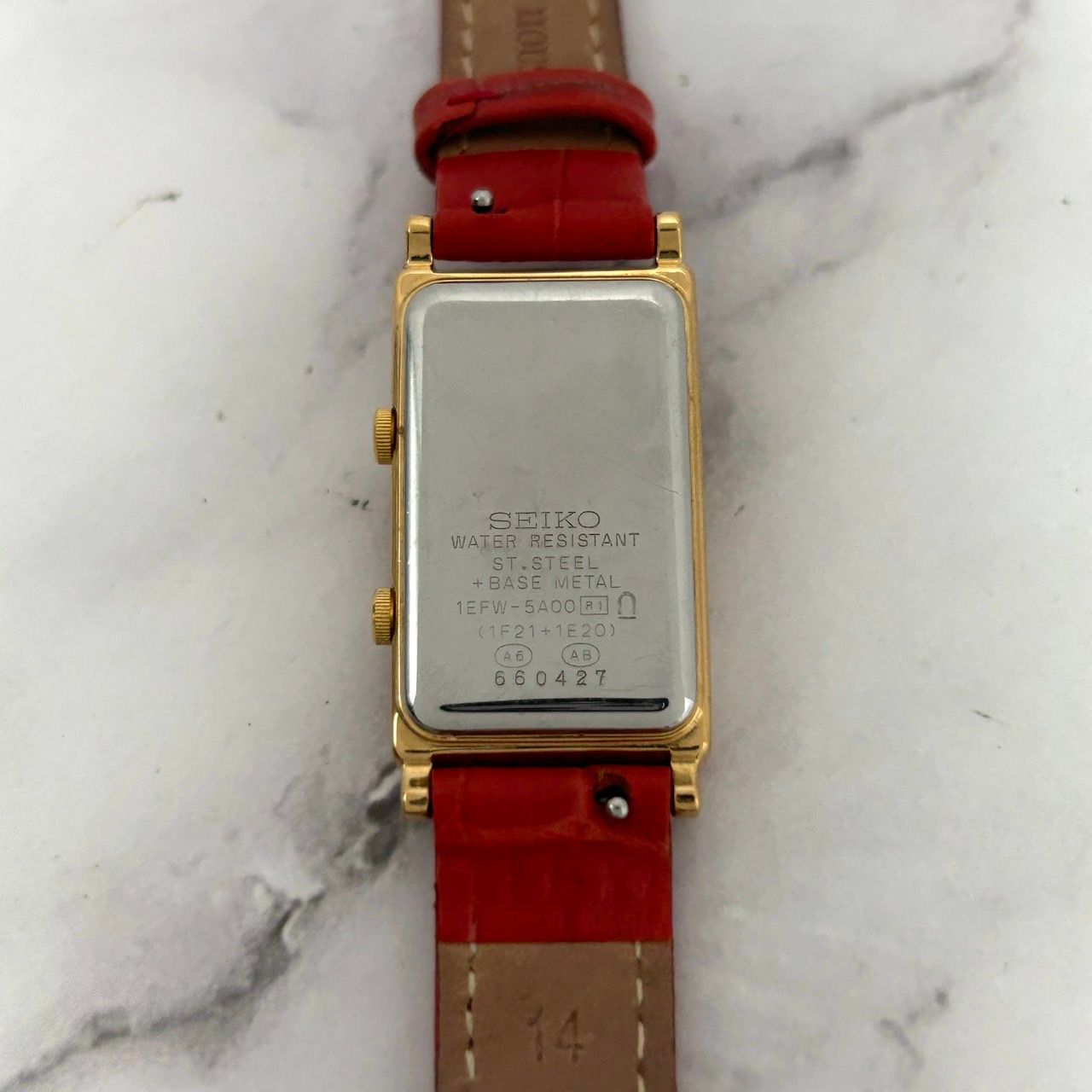 稼働品 セイコー　ノイエ　SEIKO NOIE 腕時計1F21-0050 SEIKO NOIE 1F21-0050 Stainless Steel Round Water Resistant