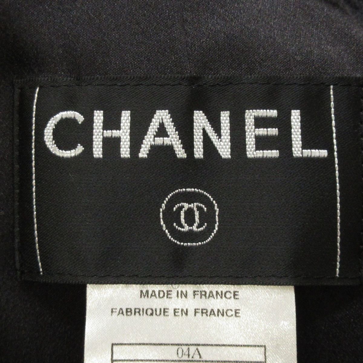CHANEL(シャネル) コート サイズ38 M レディース美品 - P24500 グレー×ネイビー×マルチ 長袖/ツイード/ココマークボタン/冬  ウール