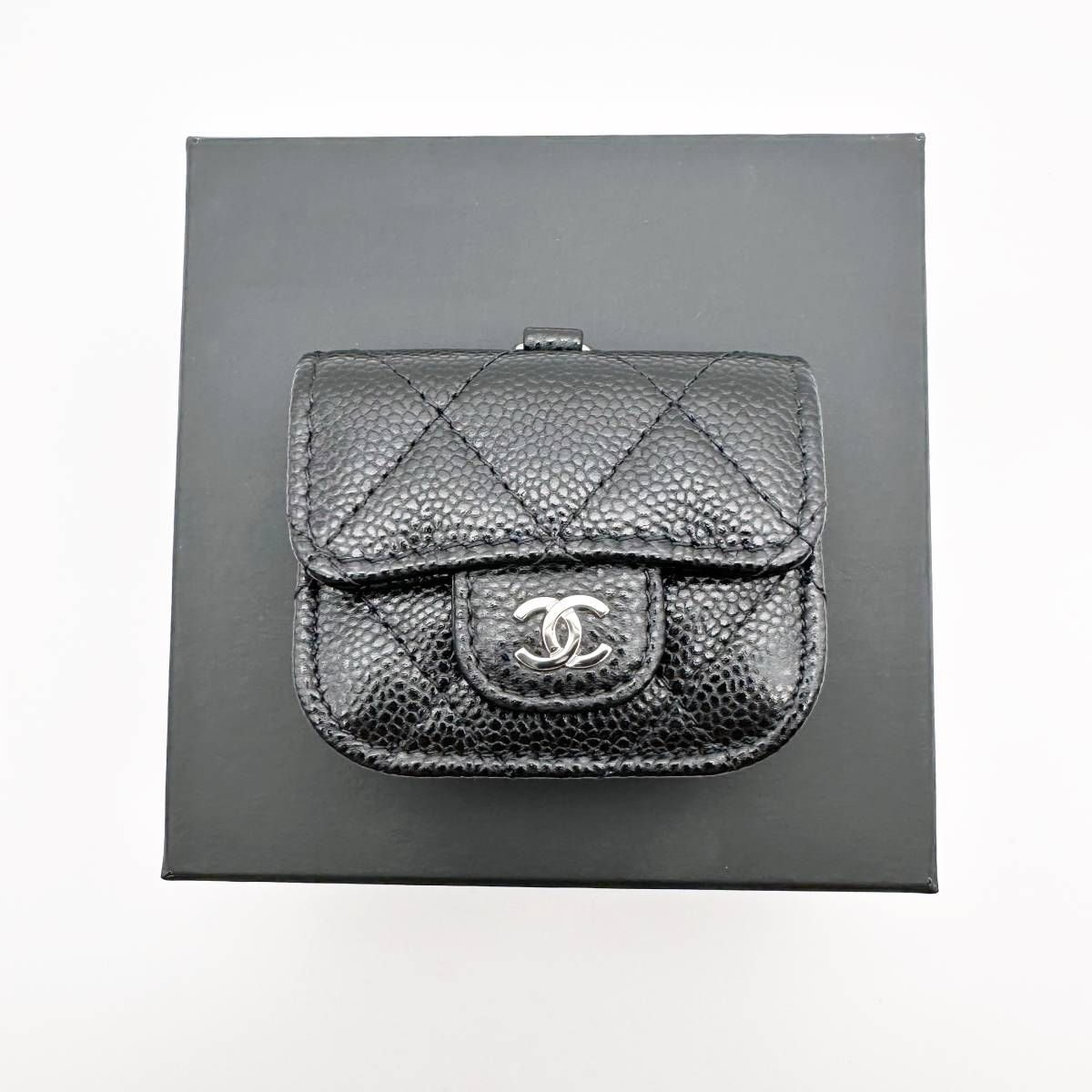 CHANEL シャネル マトラッセ キャビアスキン AirPodsケース