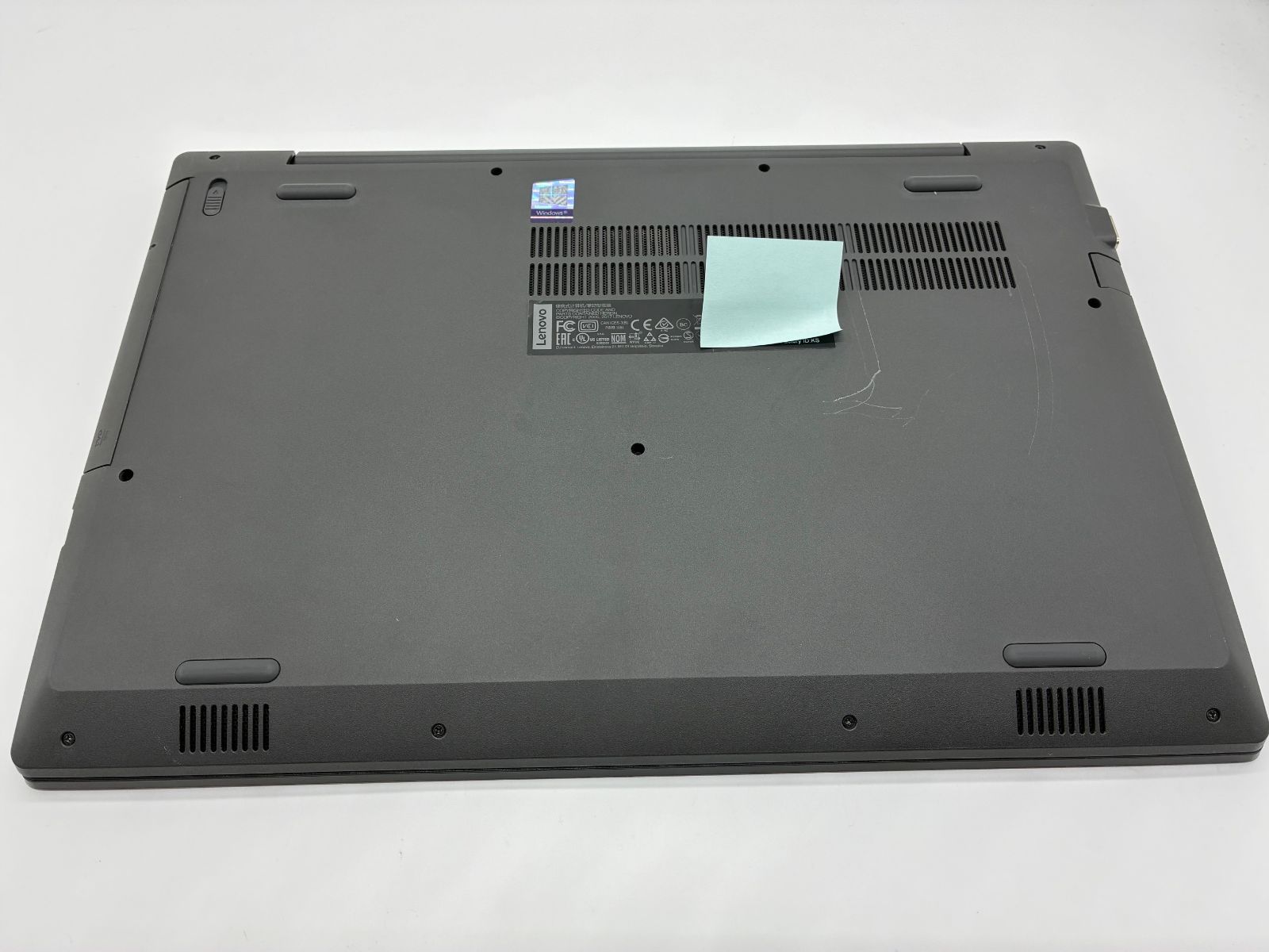 第8世代 Core i5搭載】Lenovo V330-15IKB｜メモリ8GB・SSD256GB