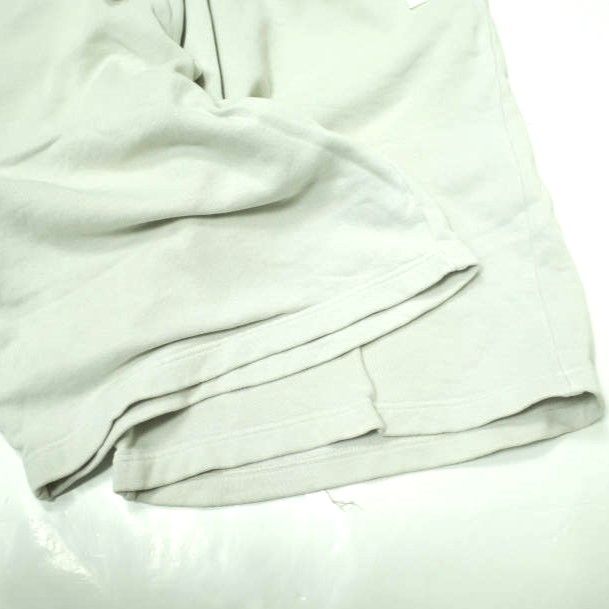 Studios アクネストゥディオズ