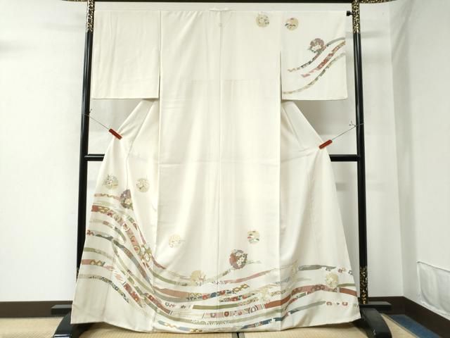 平和屋着物●訪問着 駒刺繍 鬘帯雪輪花蝶文 金彩 正絹 CAAW8272yc