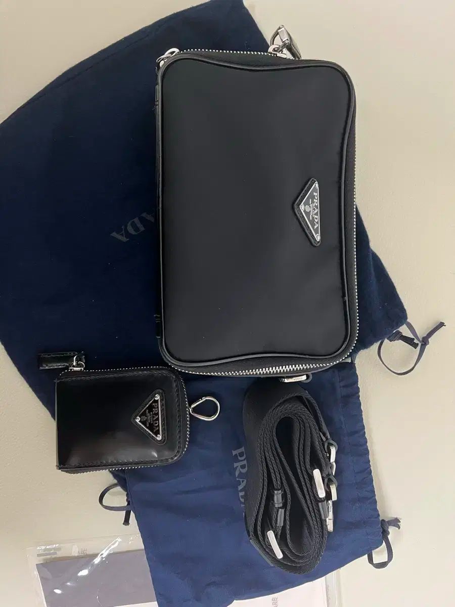 PRADA プラダ Re-Nylon レンガ クロスバッグ 2VH070