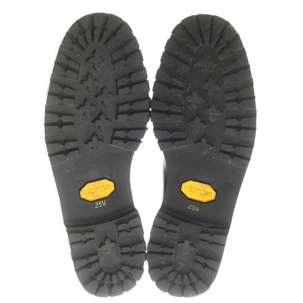 des GARCONS