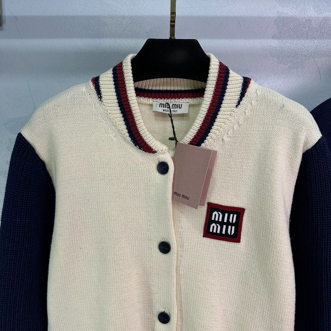 MIU MIU ロゴニットカーディガン