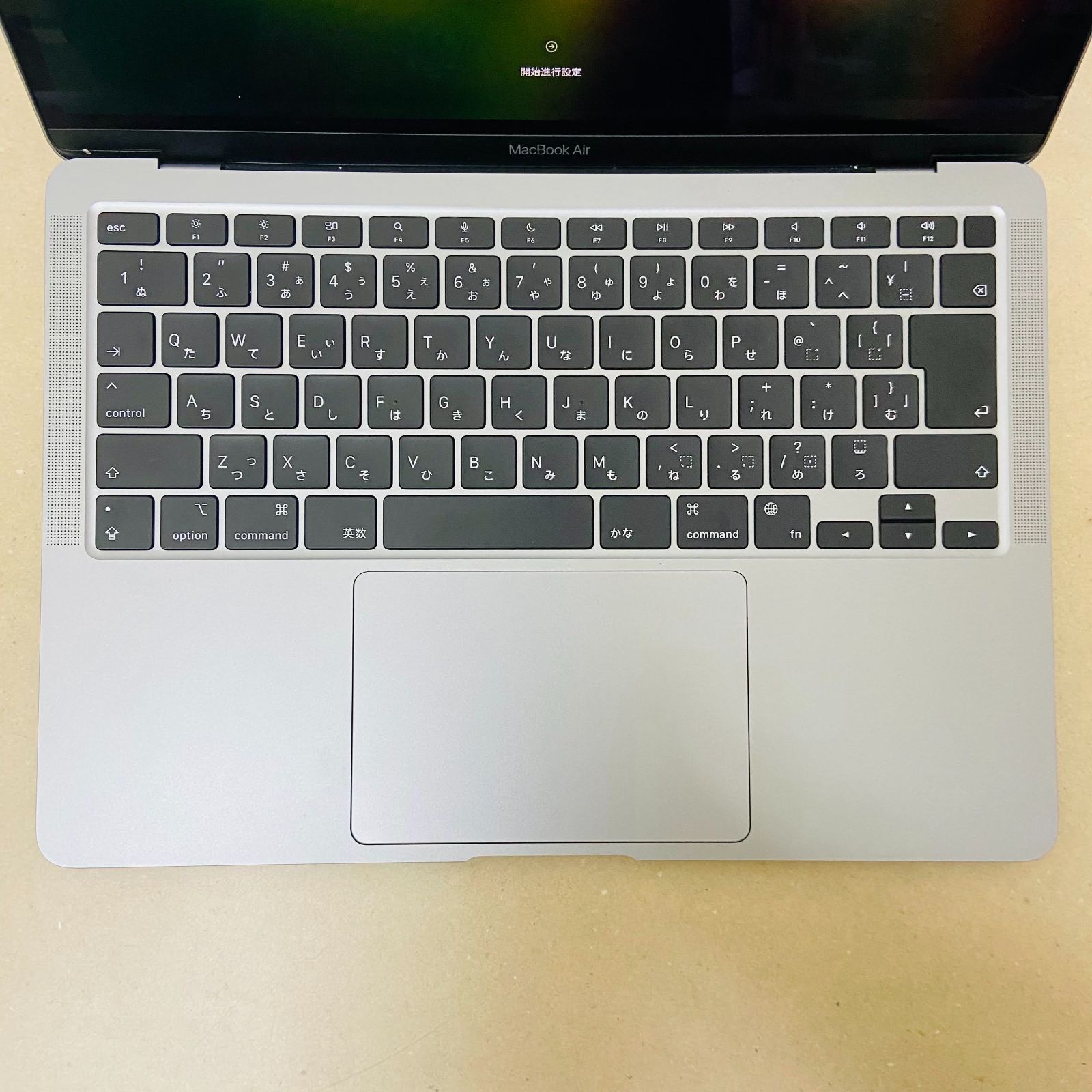 美品 バッテリー最大容量100% MacBook Air M1 2020 8GB SSD