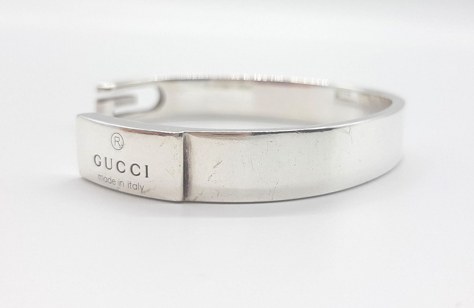 グッチ　Gキューブバングル　SV925　スターリングシルバー ブレスレット GUCCI グッチ Gキューブバングル SV925 シルバー 約22.3g 約19号