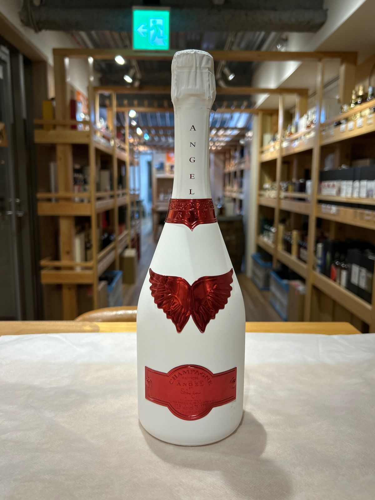 エンジェル シャンパン NV ロゼホワイト Holiday Edition レッド 箱なし