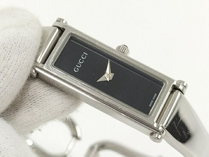 GUCCI バングルウォッチ