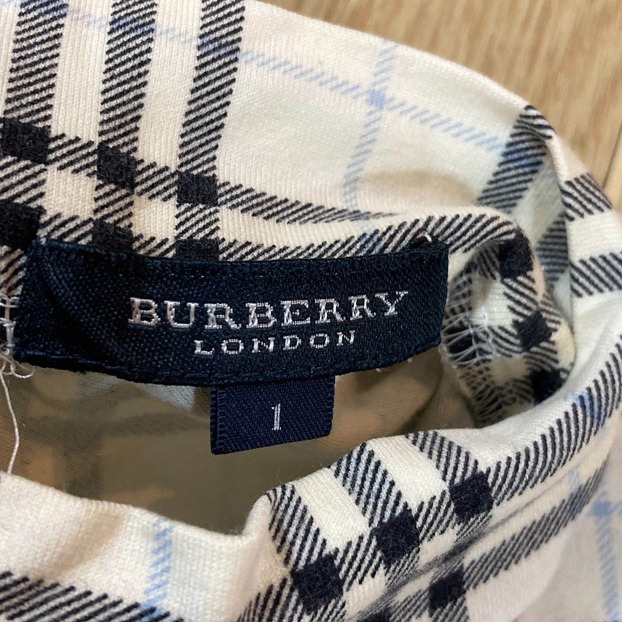 M008 Burberry バーバリーロンドン レディース ノースリーブ タンク 