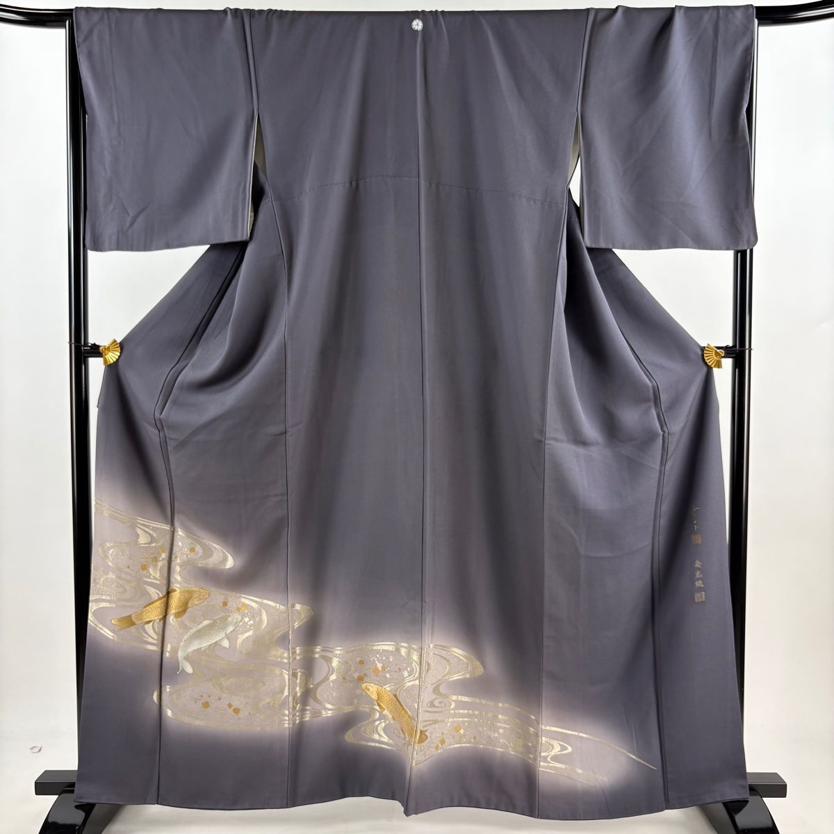色留袖 身丈162.5cm 裄丈67cm M 袷 壽光織 落款 鯉 流水 金銀糸 ぼかし 灰紫 正絹 名品 一つ紋
