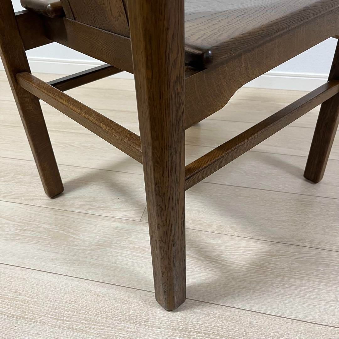 アームレスチェア