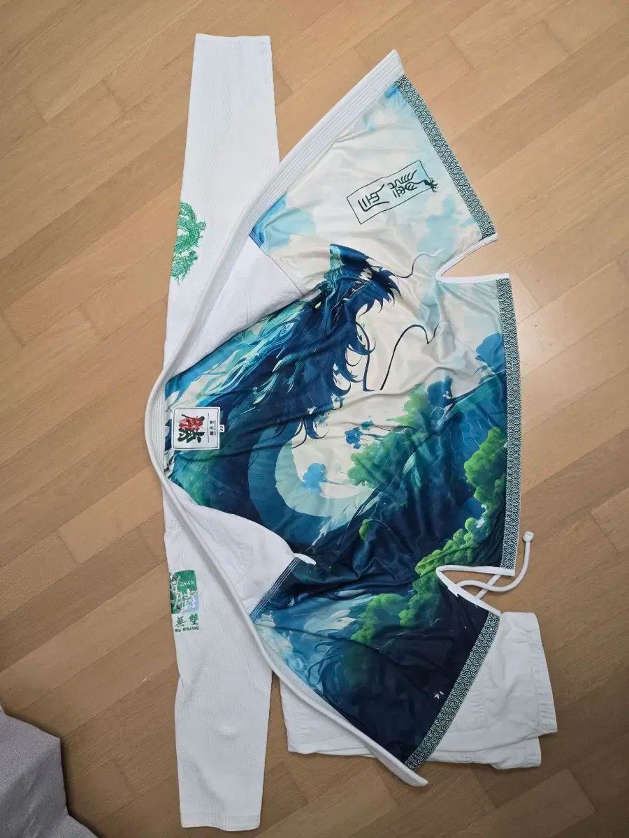 ブルードラゴン 従業員数 胴着 a2