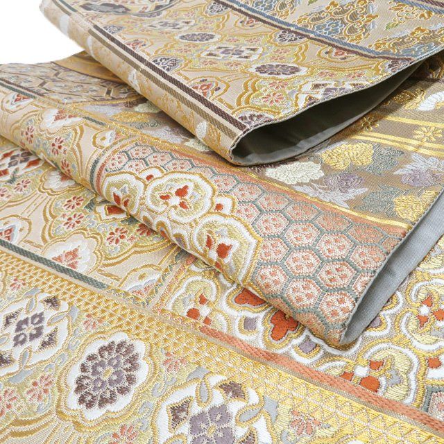 No.425　袋帯　六通　立枠華文　仕立済　正絹　着物　新品未使用 袋帯 中古 リサイクル 正絹 フォーマル 仕立て上がり 六通 名物
