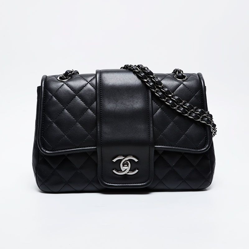 CHANEL シャネル✨️マトラッセ ショルダーバッグ✨️ラムスキン✨️ブラック CHANEL シャネル マトラッセ ショルダーバッグ ラムスキン