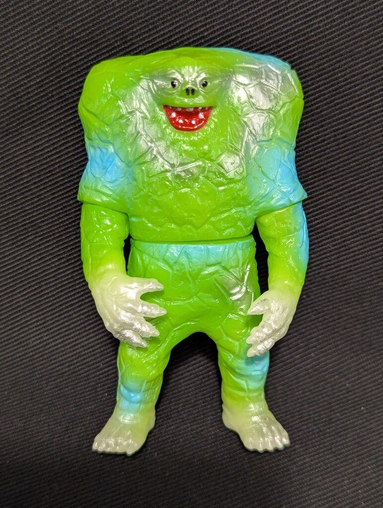MAXTOY ミニソフビ怪獣倉庫シリーズ ジャミラ (緑蓄光) MAXTOY
