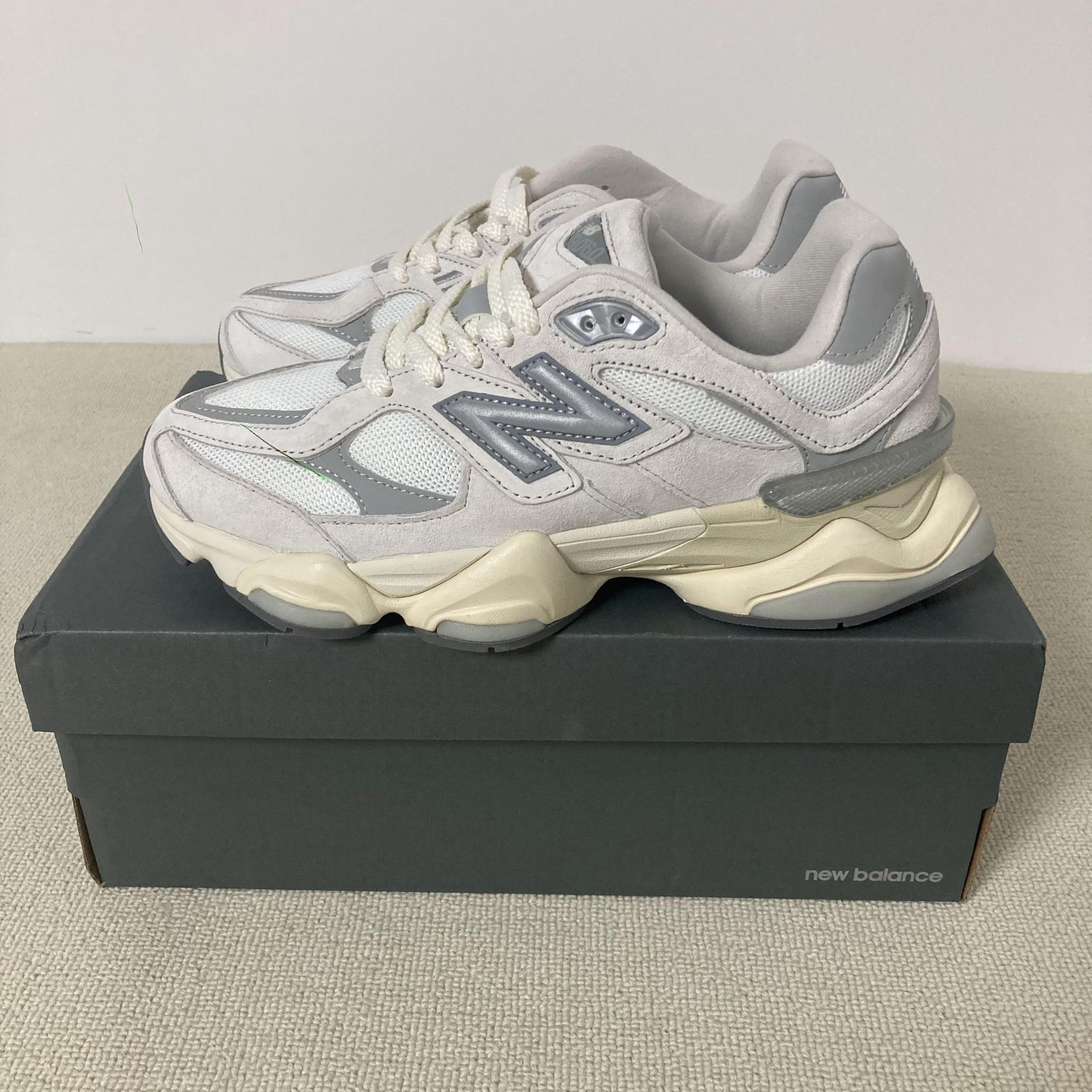 美品 New Balance ニューバランス NB U9060ECA スニーカー