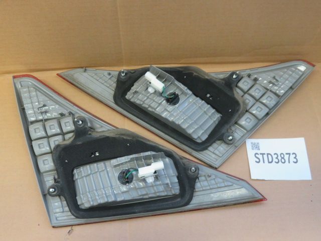 ☆STD3873 保証付 点灯OK アルファード20/リアゲート バックドア