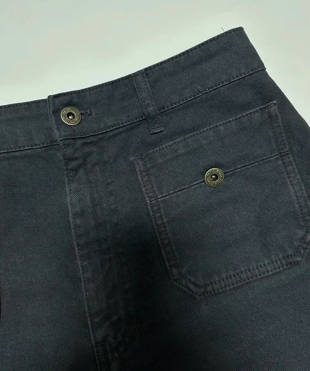 h.NAOTO FRILL ドロワーズ型ハーフパンツ h.naotoのフリマアイテム一覧