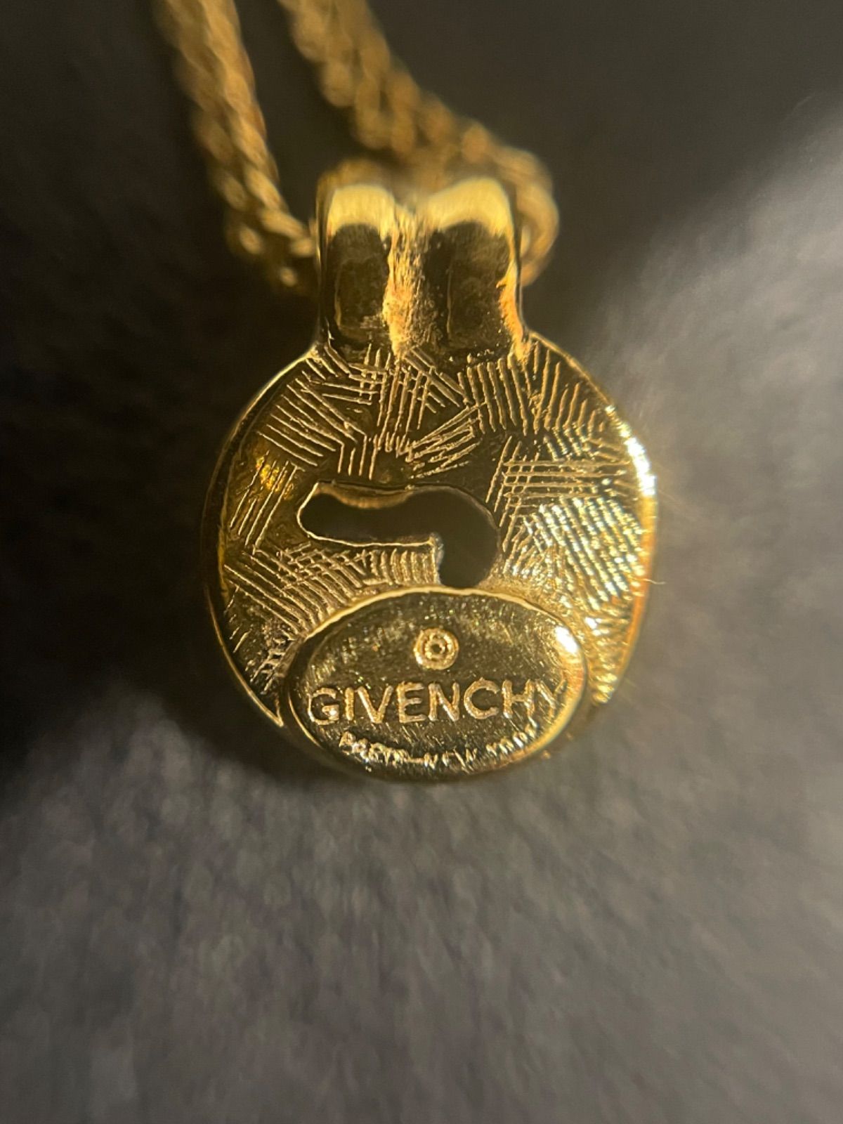 I【ヴィンテージ】GIVENCHY ジバンシー ネックレス Gロゴ