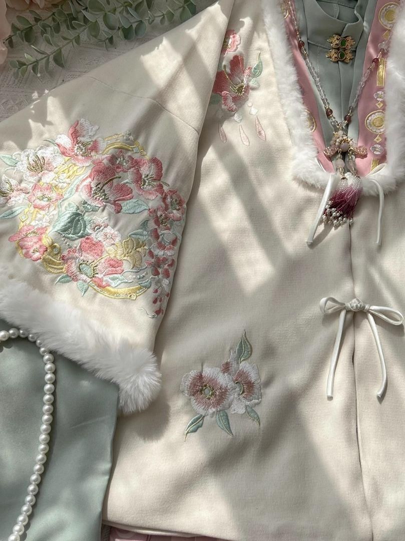 HF-267 漢服 コスプレ ワンピース 唐装 仙女服 中華風 コスプレ衣装 刺繍 可愛 民族風 制服 女装 舞台衣装 キャラクター衣装 学園祭 文化祭 雰囲気 お呼ばれ イベント 大人 舞台 新年会