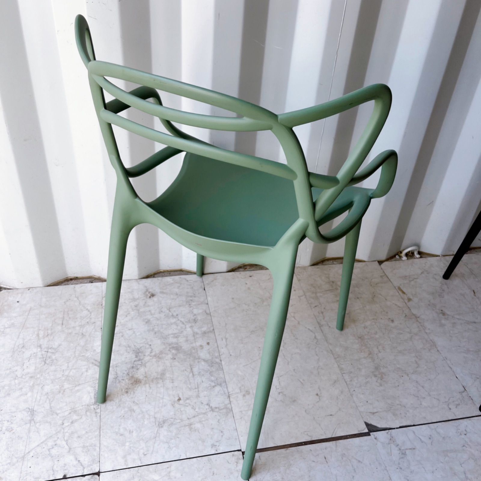 取付無料！カルテル マスターズチェア グリーン スタッキング可 ダイニングチェア 取付無料！カルテル マスターズチェア グリーン スタッキング可