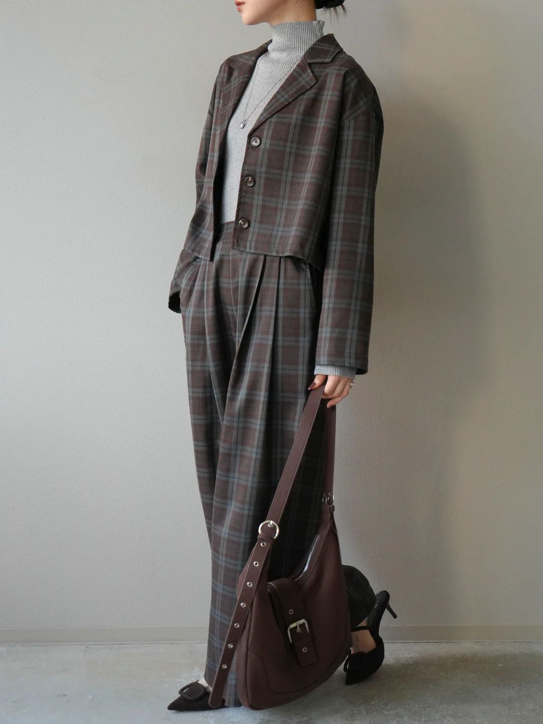 年末セール チェック柄ショートジャケット チェック柄イージーパンツ ブラウン Lumier リュミエ 春／夏商品続々入荷！