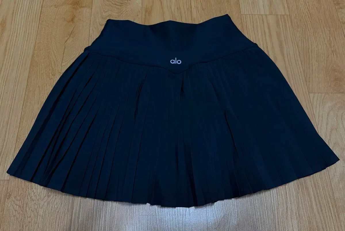 アロヨガ alo yoga すばらしいです スラム テニス スカート s