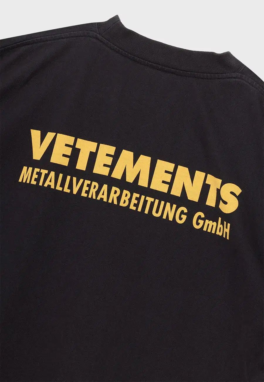 VETEMENTS