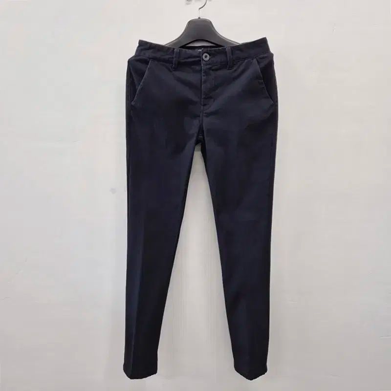 【雷市場（ポンジャン）商品韓国直送】 7116 GUESS(ゲス) メンズ 29 春 秋 ストレッチ コットンパンツ ブランドビル