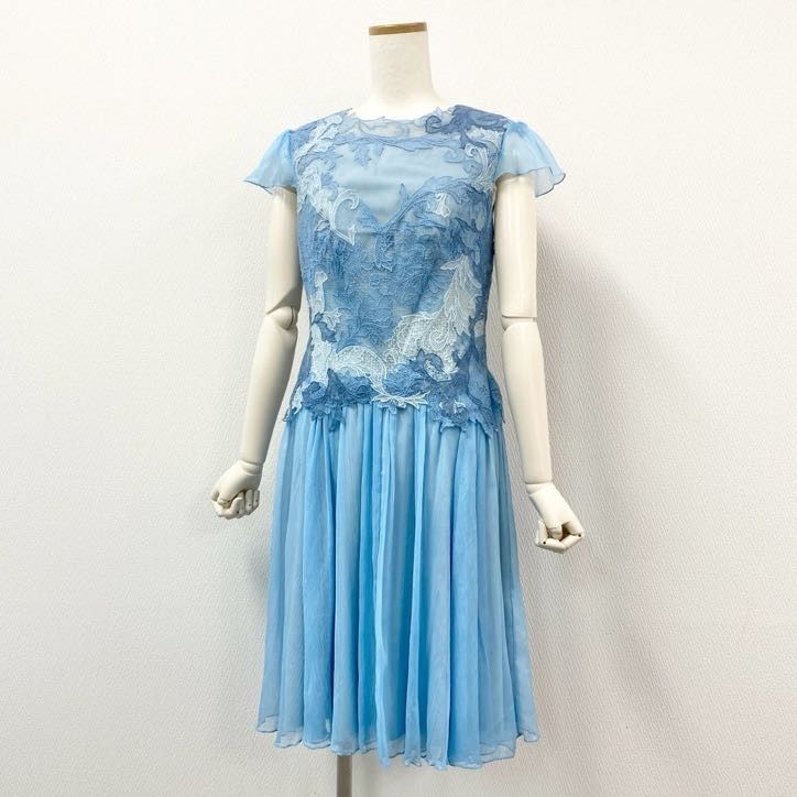 ミーア。TADASHI SHOJI アイボリーとネイビーレースワンピース リクエスト受付のみ】アイボリーゴールド コードレース ロング