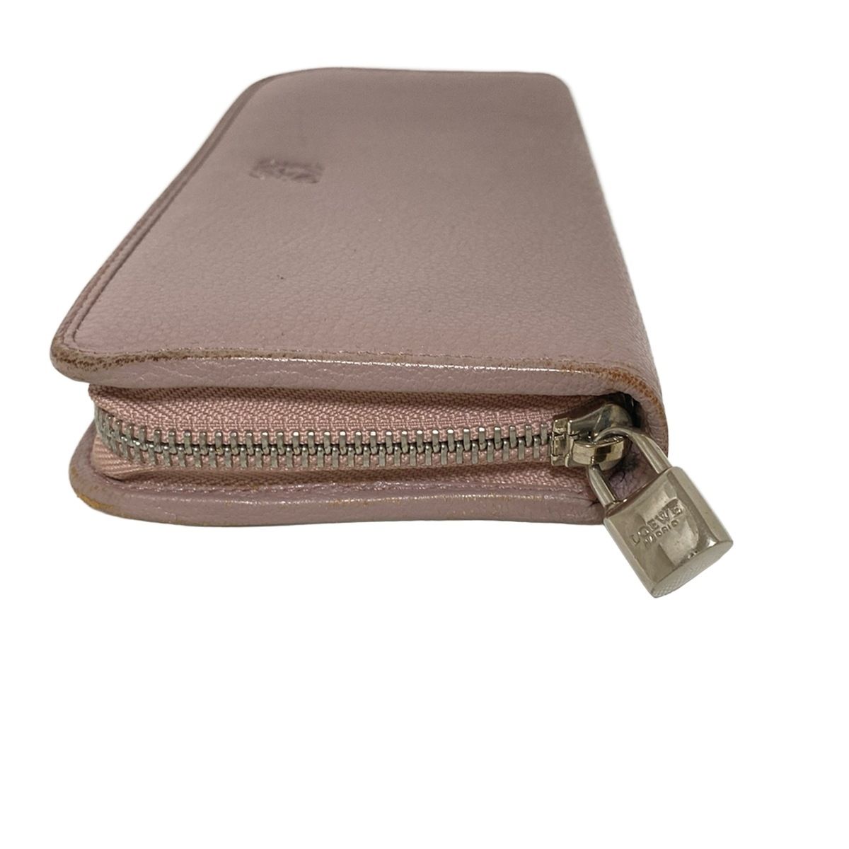 LOEWE(ロエベ) 長財布 - ライトピンク ラウンドファスナー