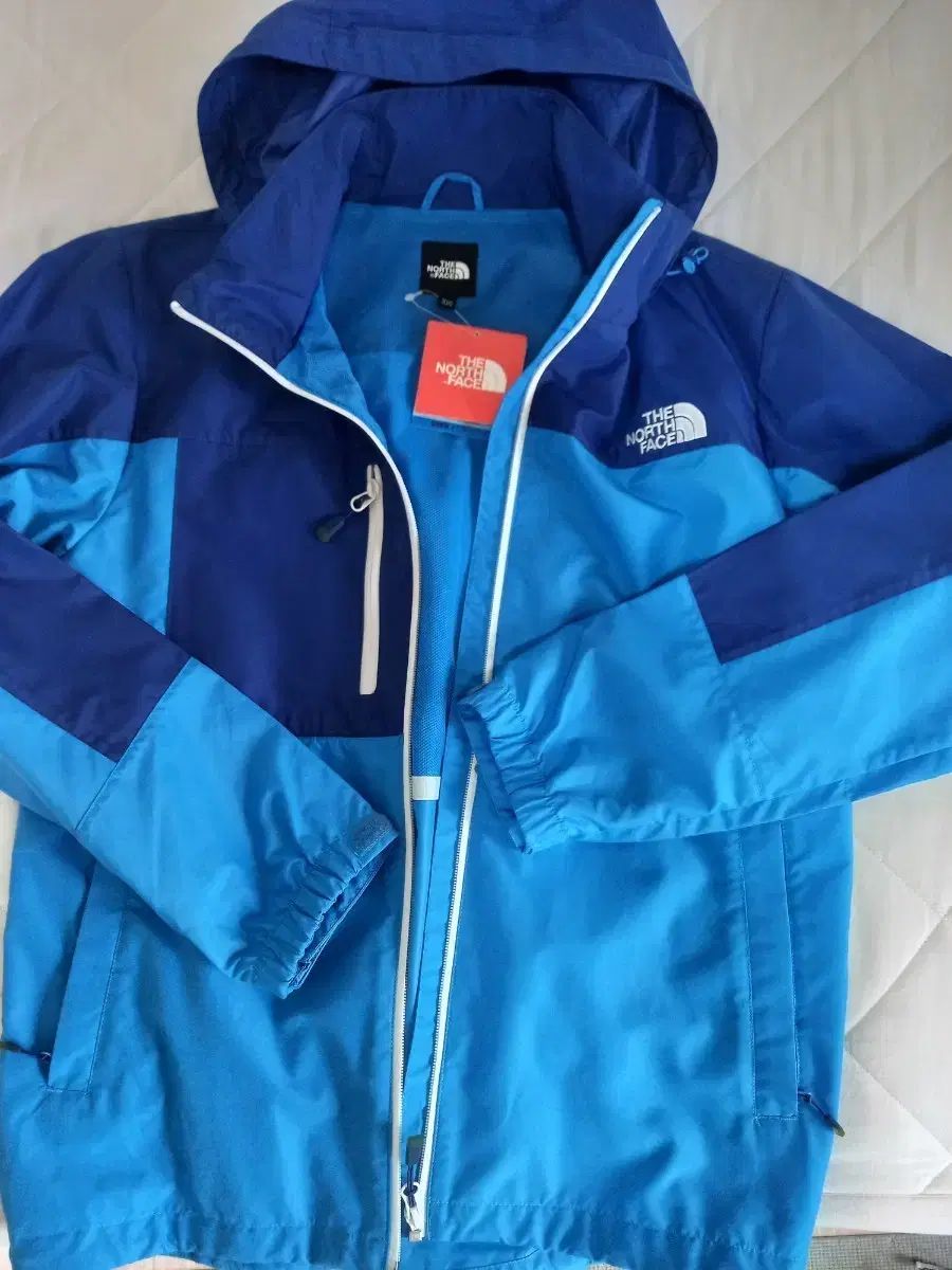 THE NORTH FACE ザ ノース フェイス ウィンドブレーカー ブルー バイカラー