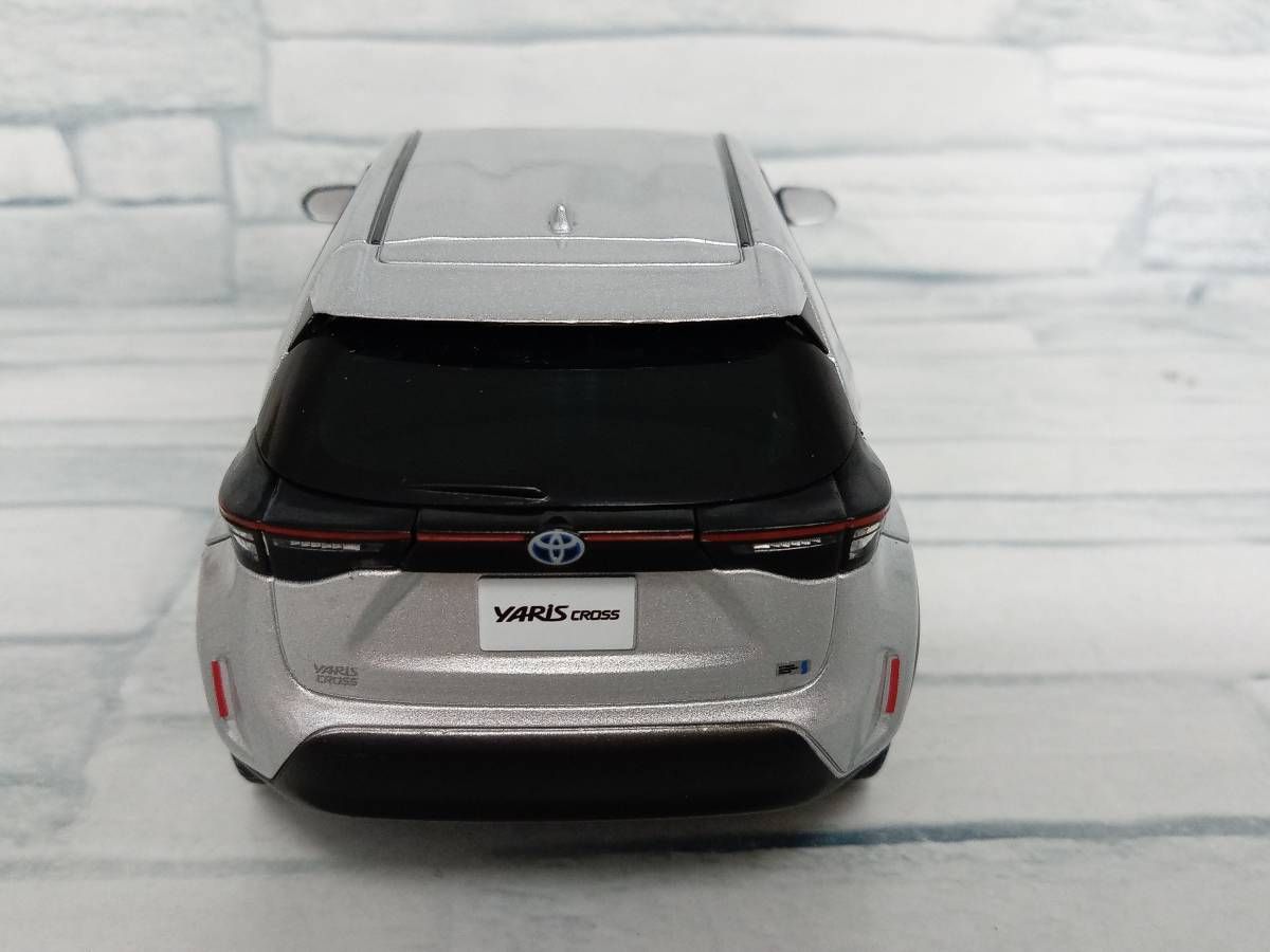 1/30 トヨタ 新型ヤリスクロス YARIS CROSS ハイブリッド カラー