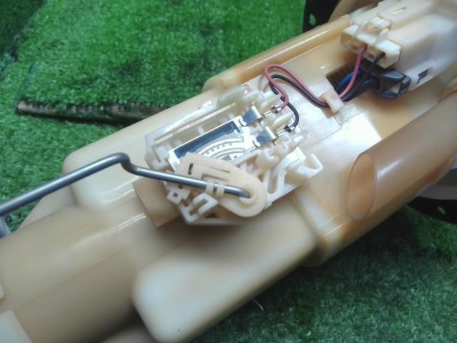 EBD-S211P フューエルポンプ