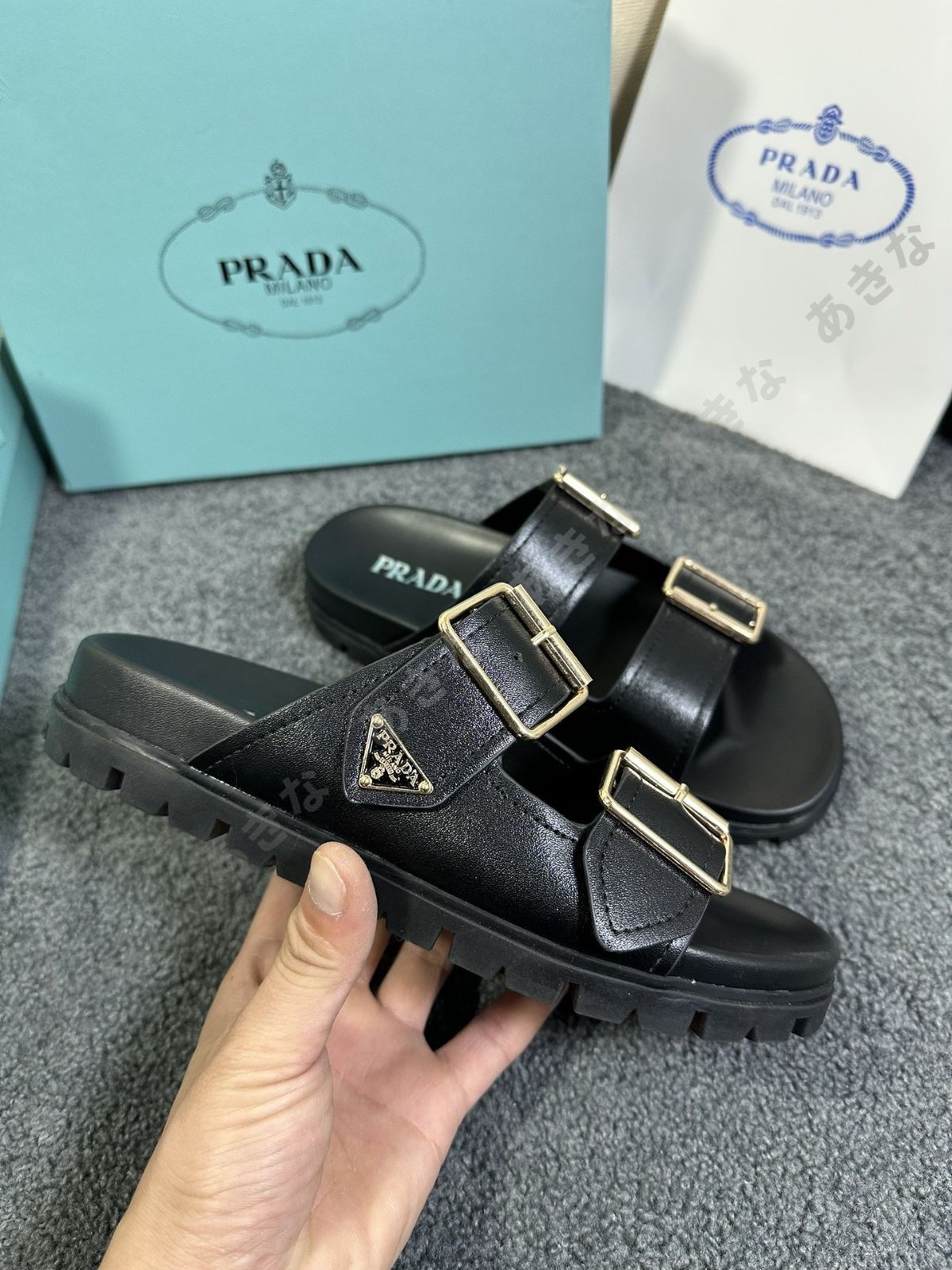 新品未使用 Prada/プラダ 新作メンズサンダル 黑  【並行輸入品】