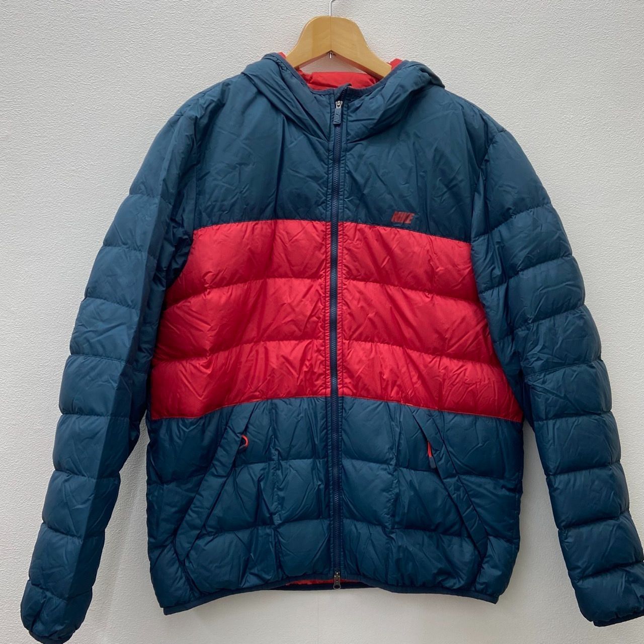 NIKE ナイキ ダウンジャケット バイカラー フード ネイビー×レッド メンズ XL