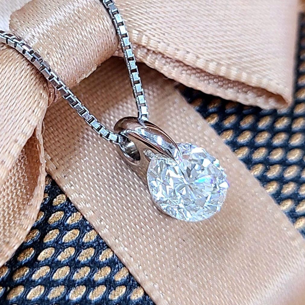 1ct ダイヤモンド H VS2 GOOD プラチナ 一点留 ネックレス 鑑定書付 Pt900 一粒 ペンダント 4月誕生石