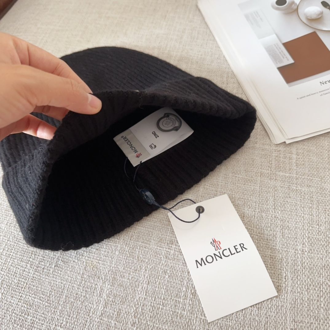MONCLERウールフリース帽子ブラック｜ ｜