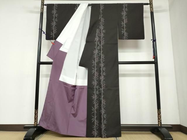 平和屋着物○本場大島紬 9マルキ 地空き 笹竹文 黒地 正絹 逸品