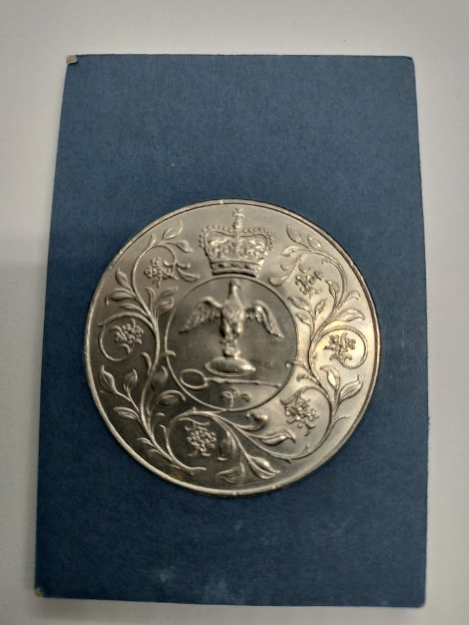 専用手配品　1977 イギリス エリザベス ジュビリーシルバー 大型 銀メダル 専用手配品 1977 イギリス エリザベス ジュビリーシルバー 大型