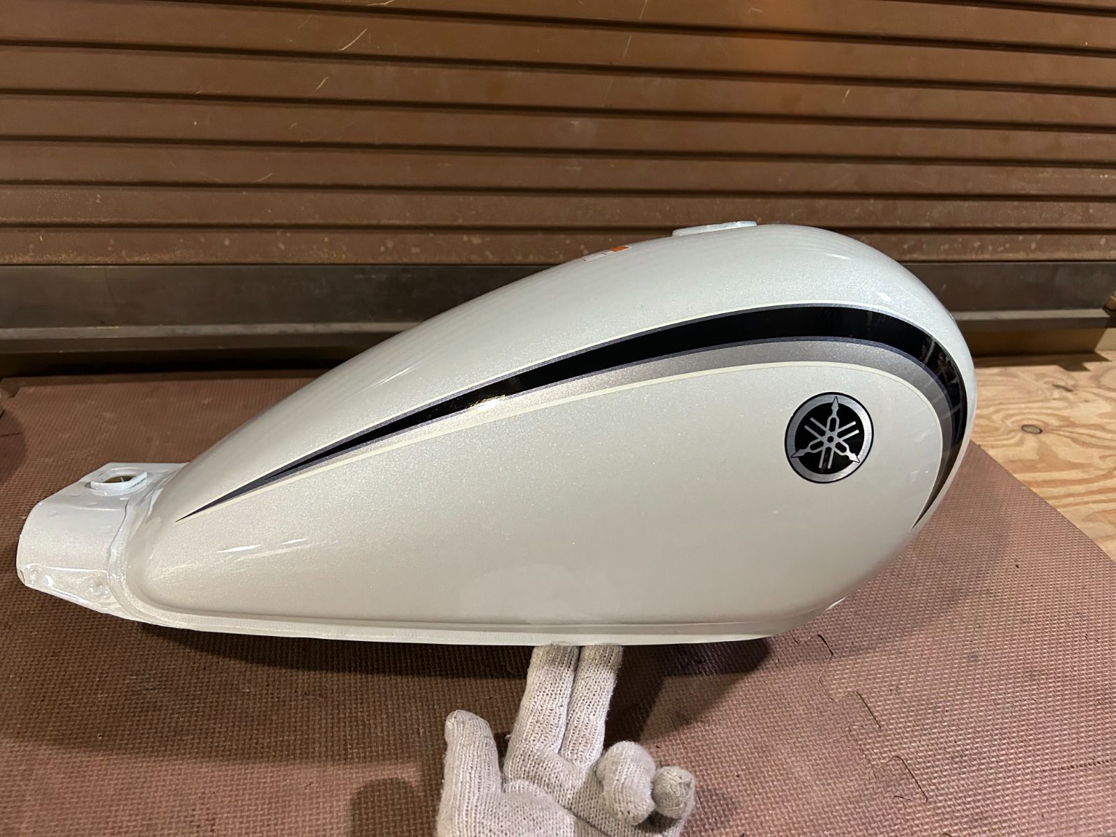 YAMAHA YB125SP タンク