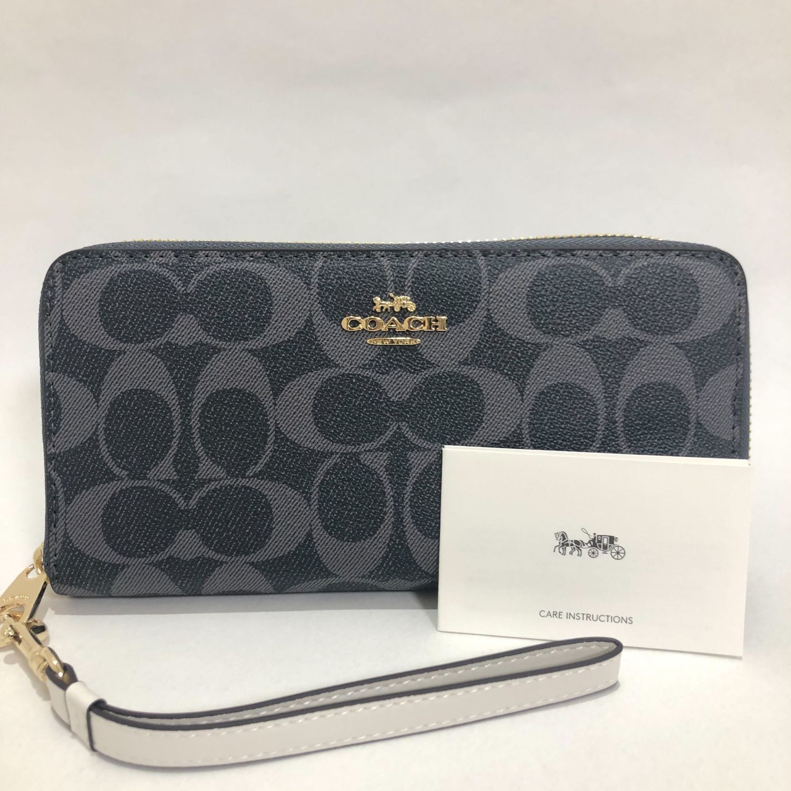 新品 コーチ COACH 長財布 ストラップ付き ブラック ラウンド 