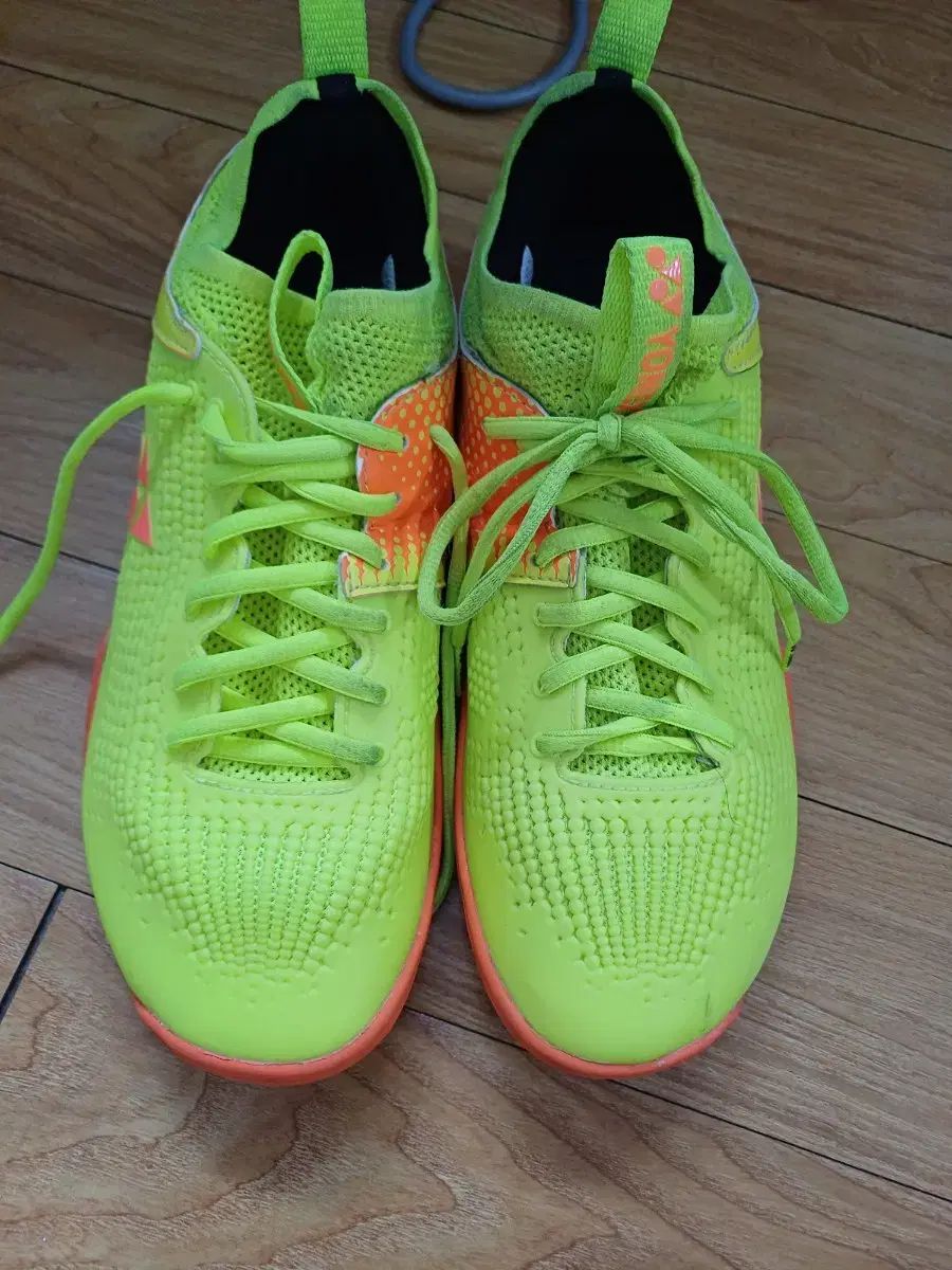 ヨネックス YONEX エクリプス z wide yl